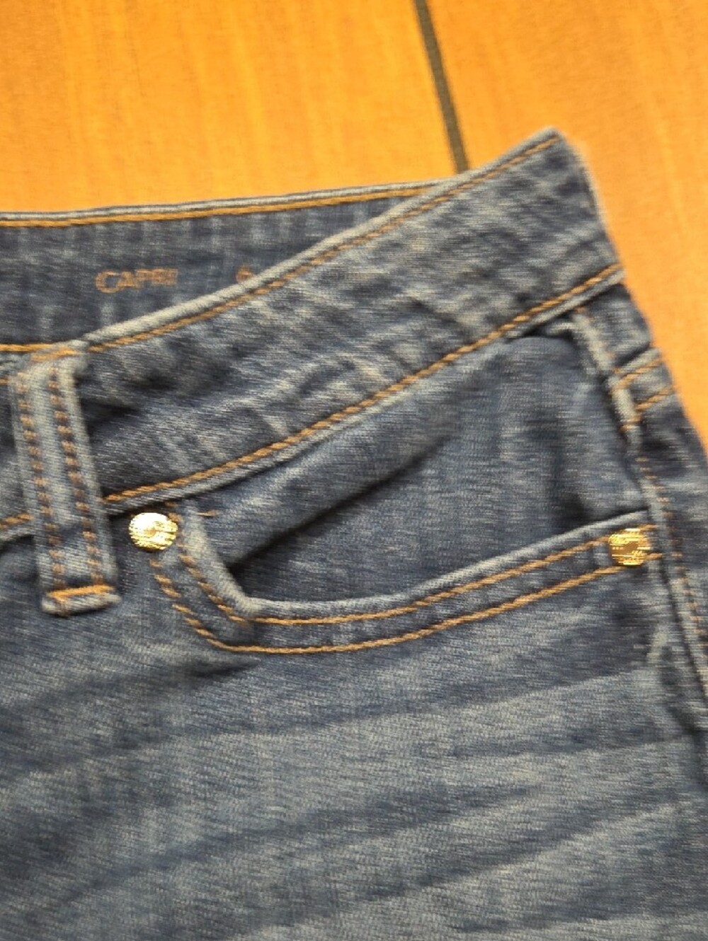 Jennifer Lopez Blue Distressed Boyfriend Jeans - Picture 4 of 7